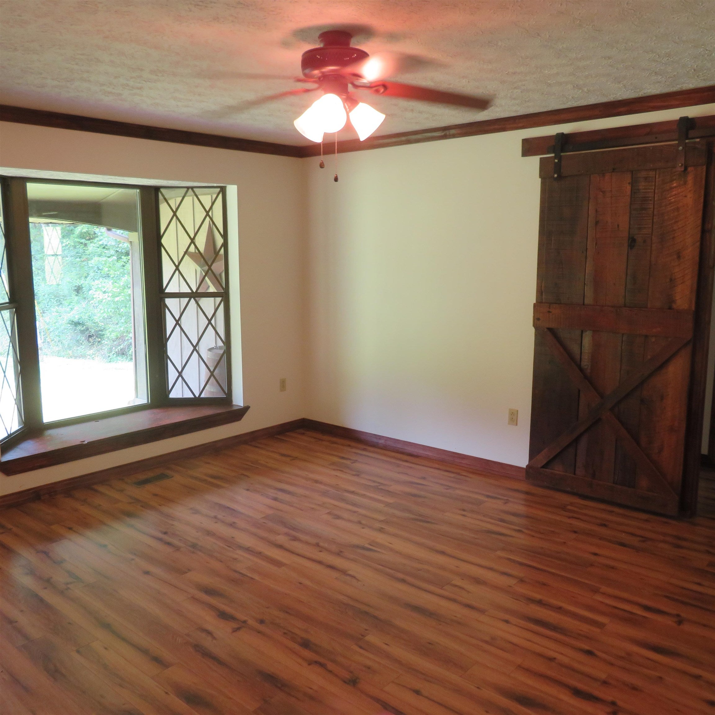 8925 Homestead Road Lesage, WV 25537 - Photo 5 of 31 Gallery Image 5