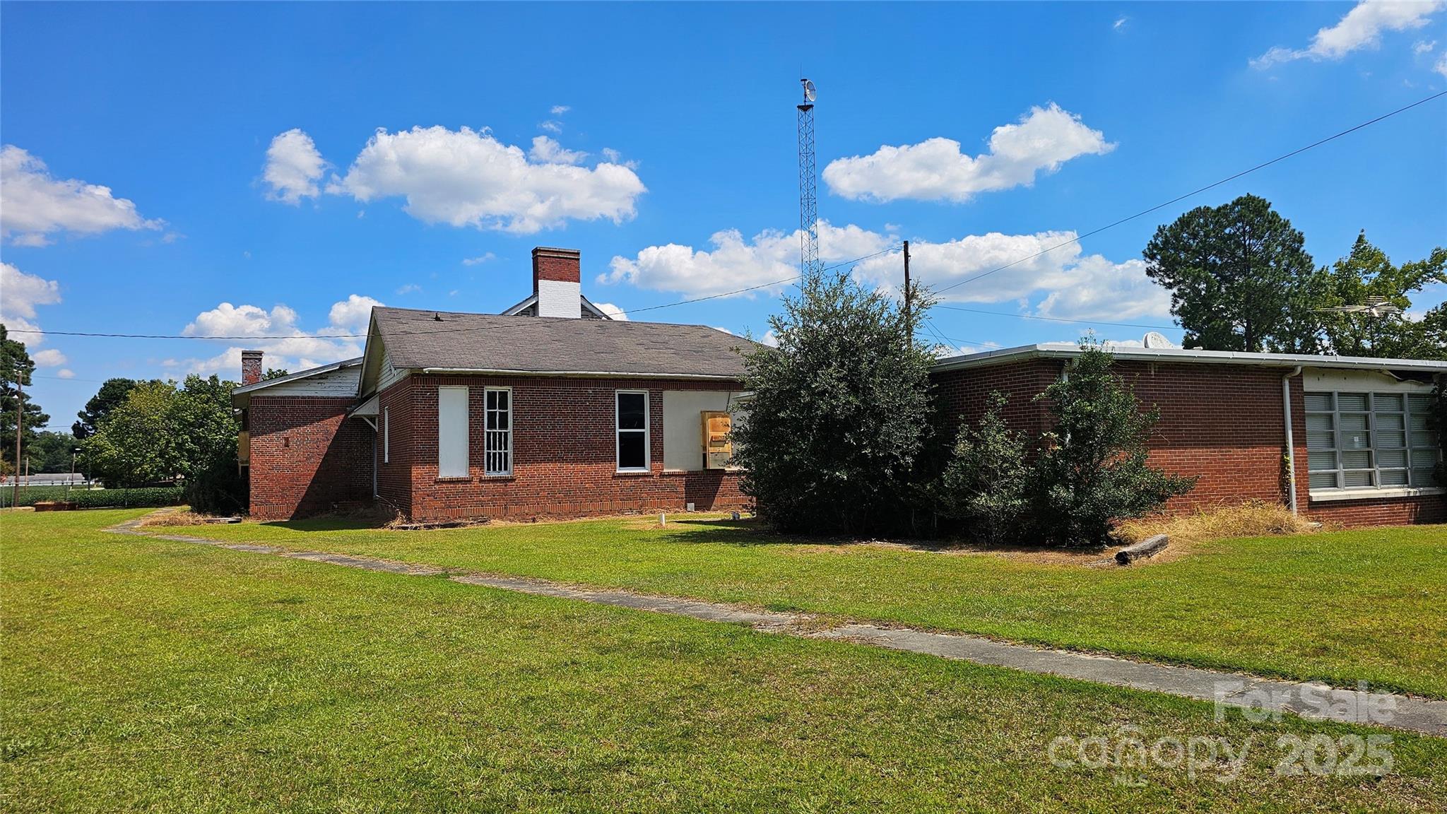 901 South 9th Avenue Dillon, SC 29536 - Photo 21 of 36