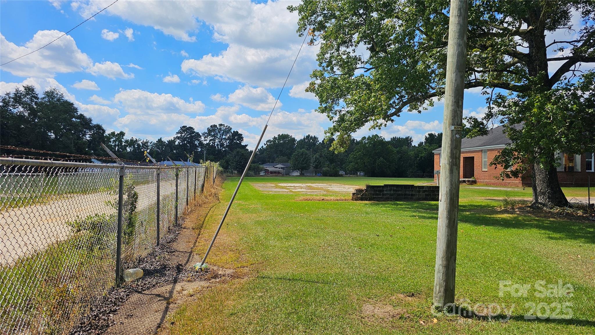 901 South 9th Avenue Dillon, SC 29536 - Photo 25 of 36