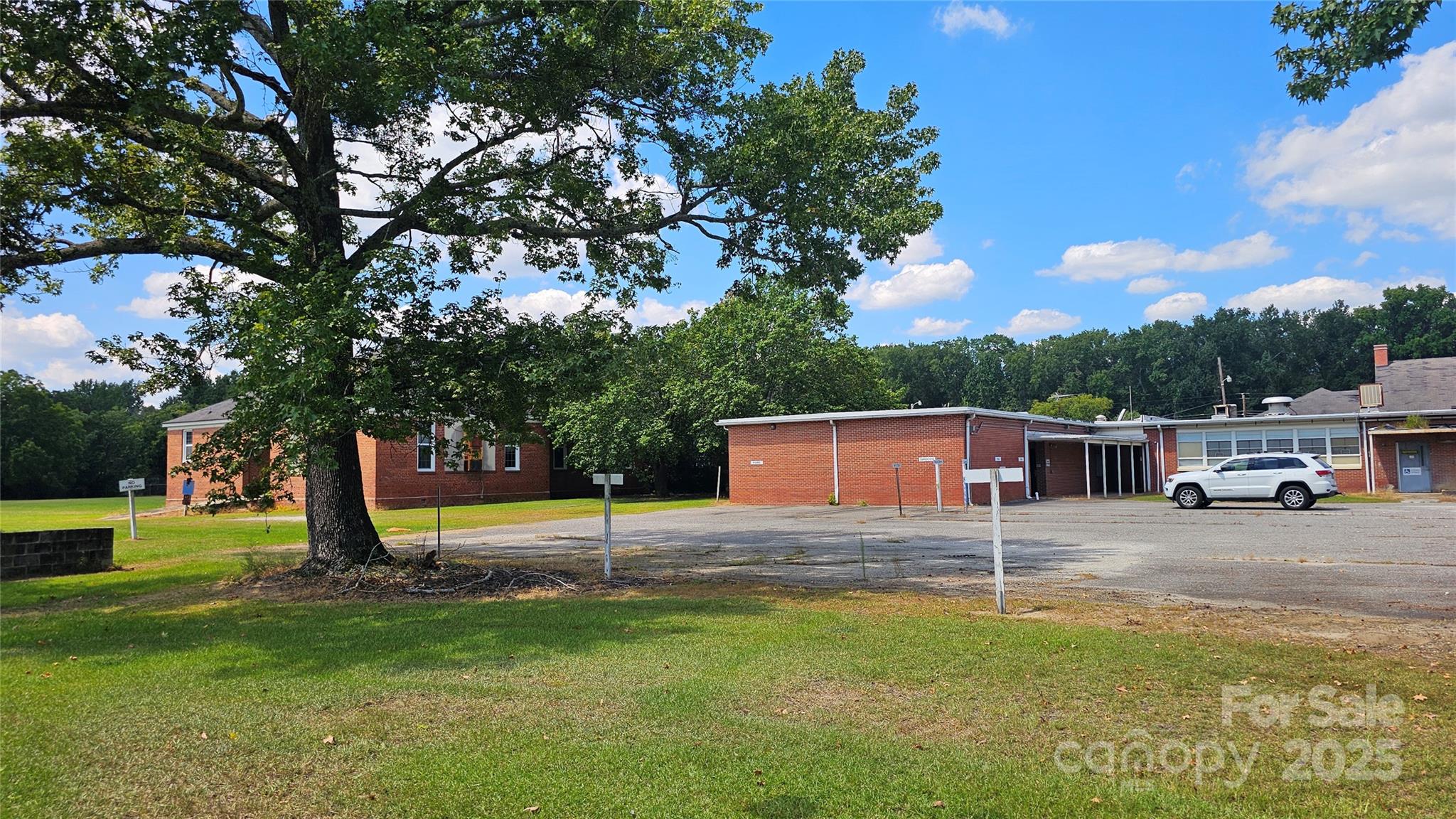 901 South 9th Avenue Dillon, SC 29536 - Photo 7 of 36