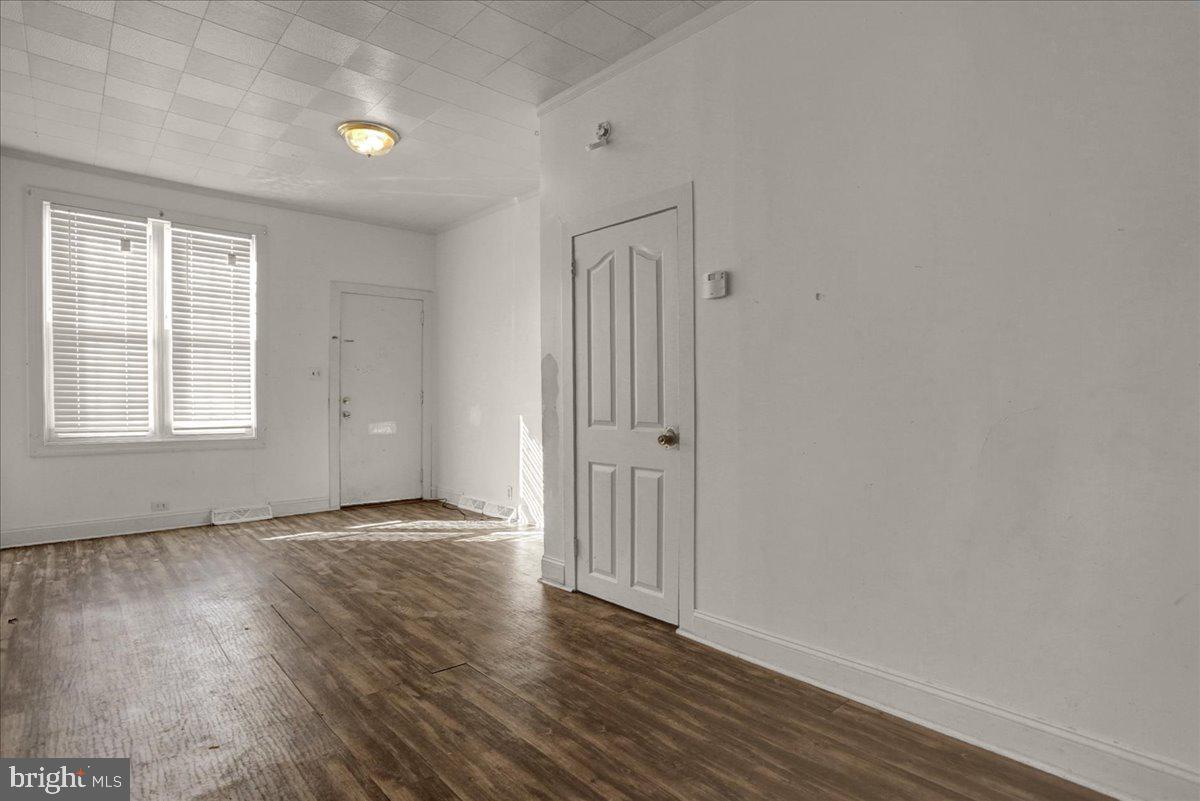 913 Robeson Street Reading, PA 19604 - Photo 5 of 25 Gallery Image 5