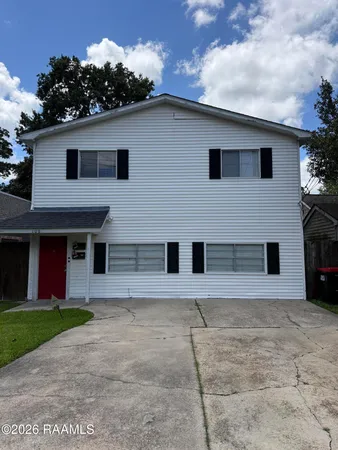 $950 | 108 Ray Avenue, Lafayette, LA 70506