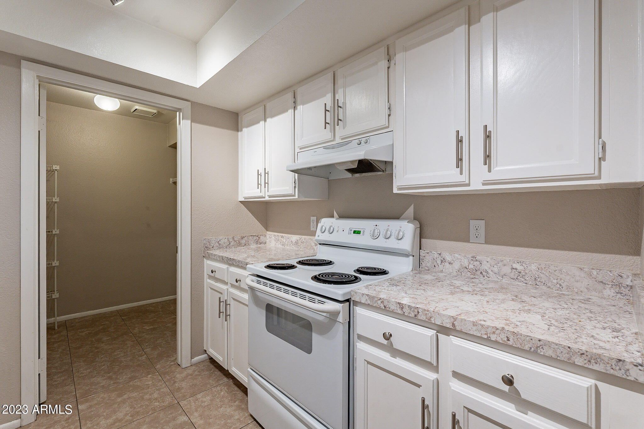 1422 La Jolla Drive Tempe, AZ 85282 - Photo 12 of 22 13-print-La-13