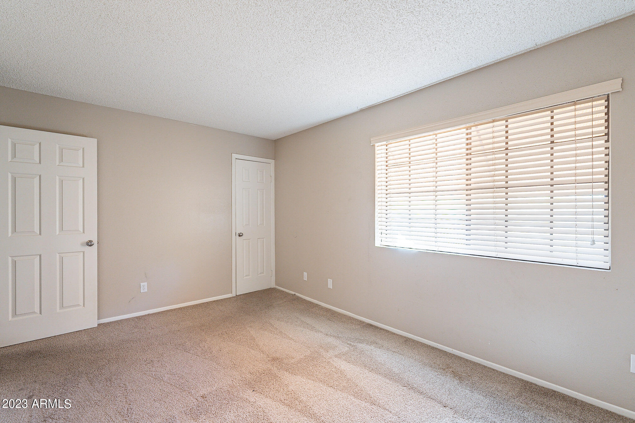 1422 La Jolla Drive Tempe, AZ 85282 - Photo 20 of 22 21-print-La-21