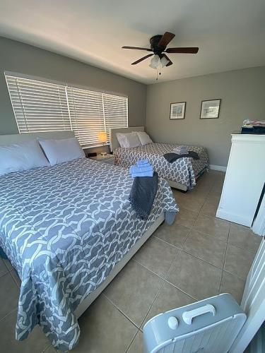 90 144th Avenue, Unit 6 Madeira Beach, FL 33708 - Photo 3 of 12