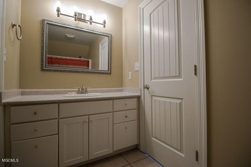 114 Ridgewood Drive Pass Christian, MS 39571 - Photo 12 of 17 bathroom2