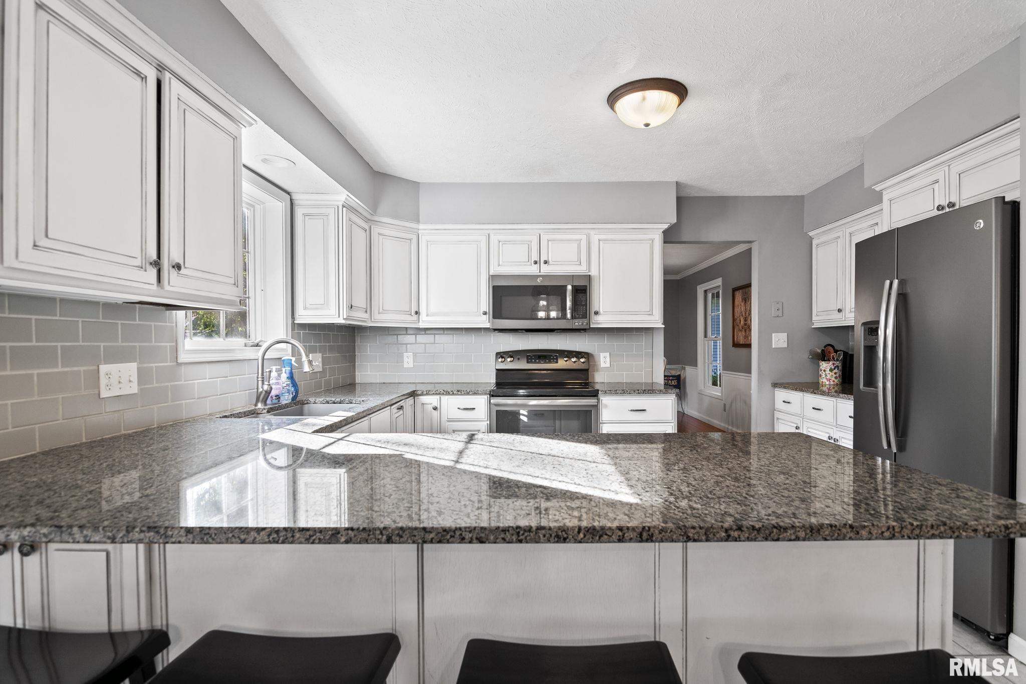 600 Silver Spring Drive Springfield, IL 62702 - Photo 13 of 45