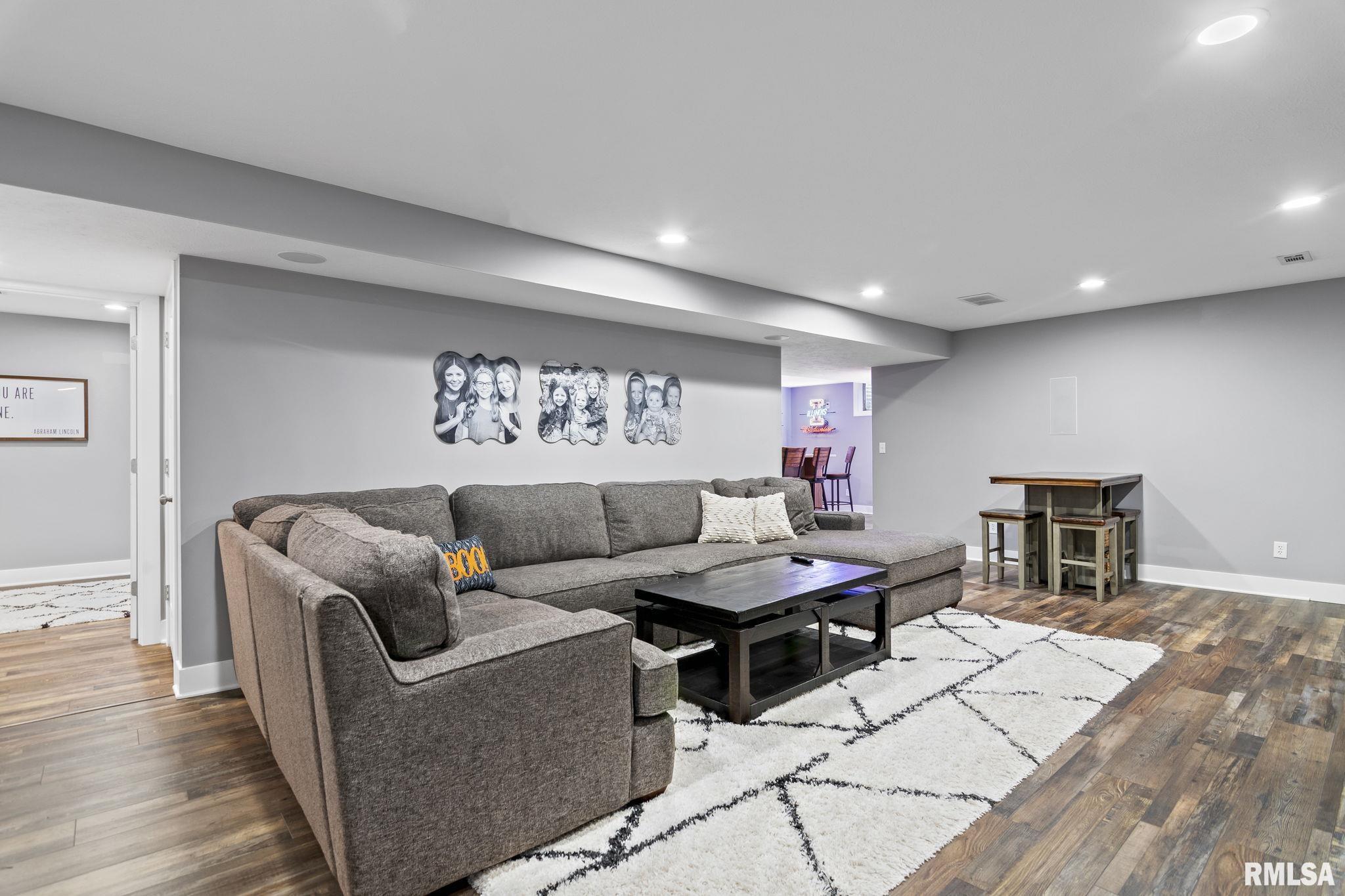 600 Silver Spring Drive Springfield, IL 62702 - Photo 33 of 45