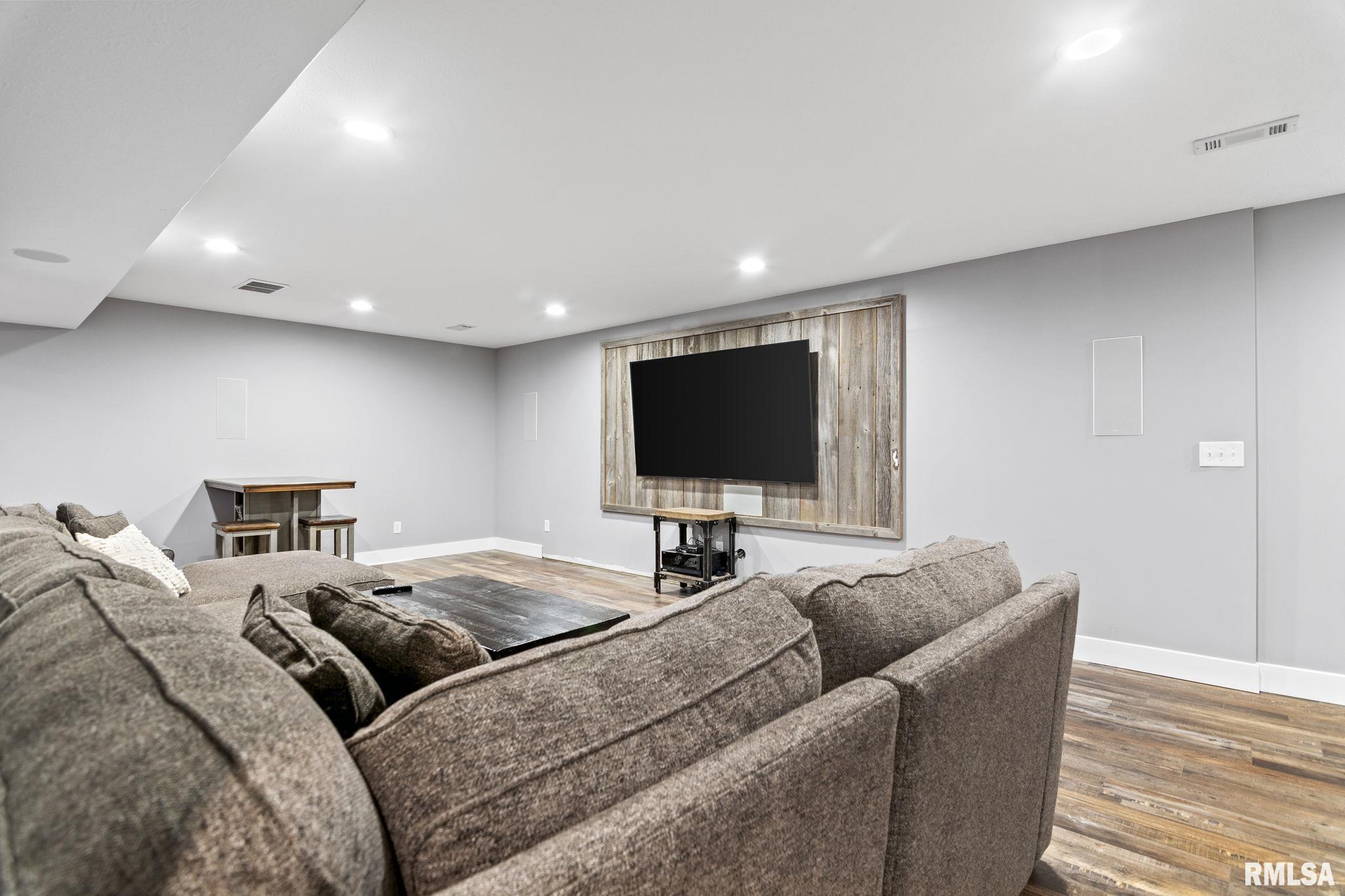 600 Silver Spring Drive Springfield, IL 62702 - Photo 34 of 45