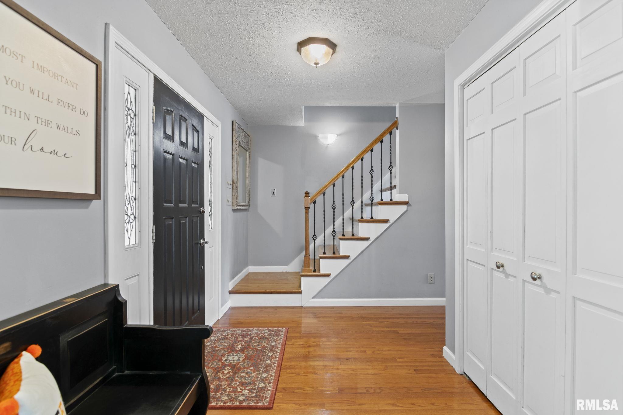 600 Silver Spring Drive Springfield, IL 62702 - Photo 4 of 45