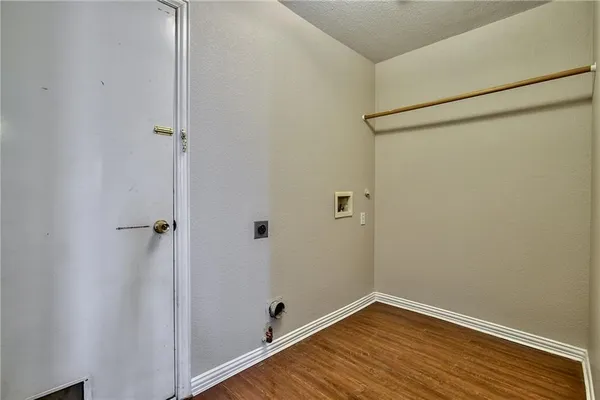 $2,395 | 4424 Maple Shade Avenue, Sachse, TX 75048