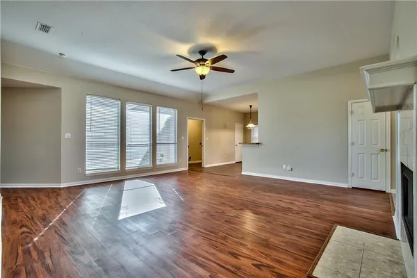 $2,395 | 4424 Maple Shade Avenue, Sachse, TX 75048
