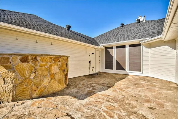 $2,395 | 4424 Maple Shade Avenue, Sachse, TX 75048
