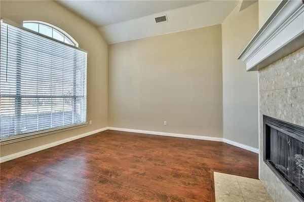 $2,395 | 4424 Maple Shade Avenue, Sachse, TX 75048