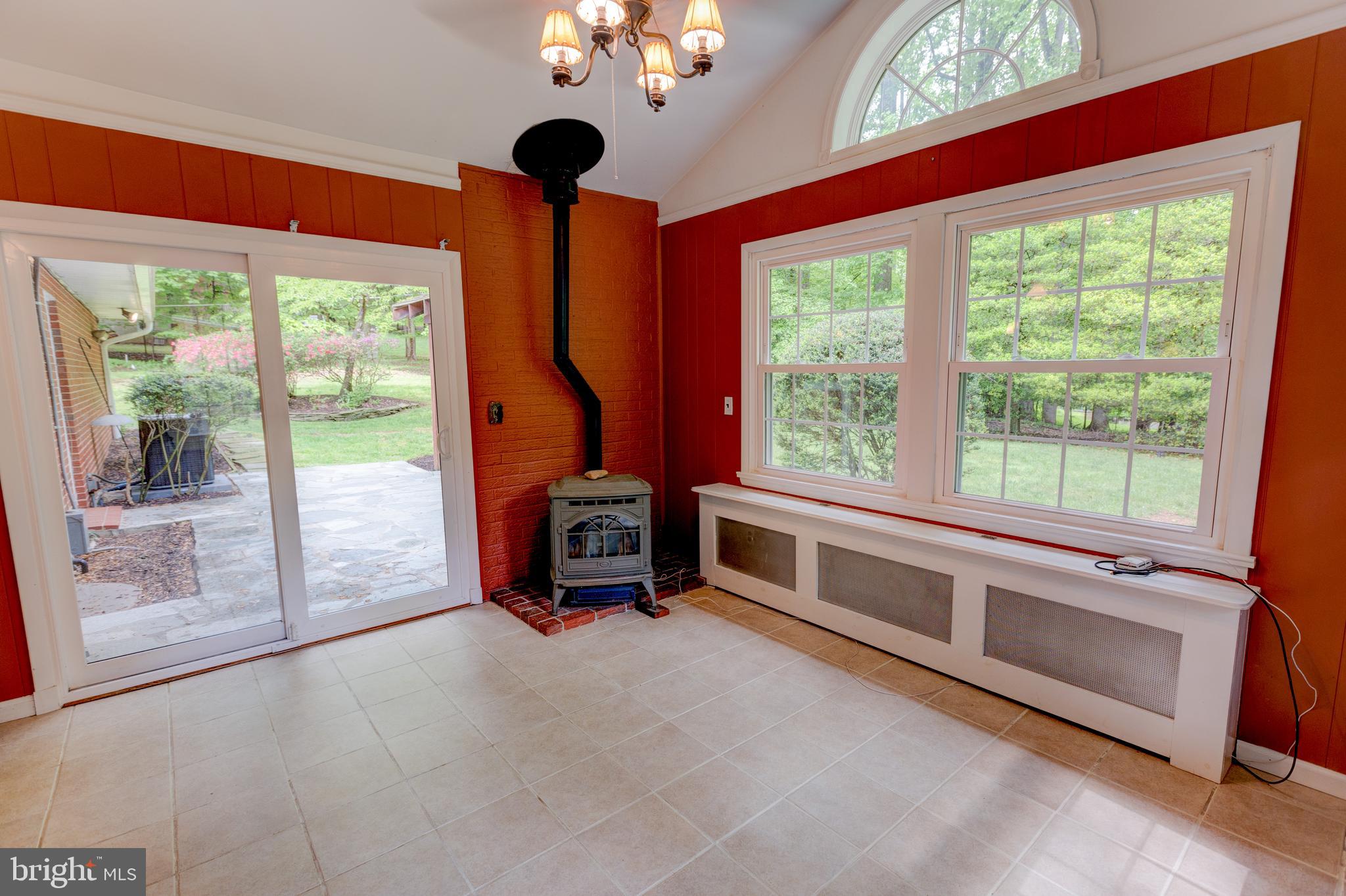 1112 High Country Road Towson, MD 21286 - Photo 17 of 42