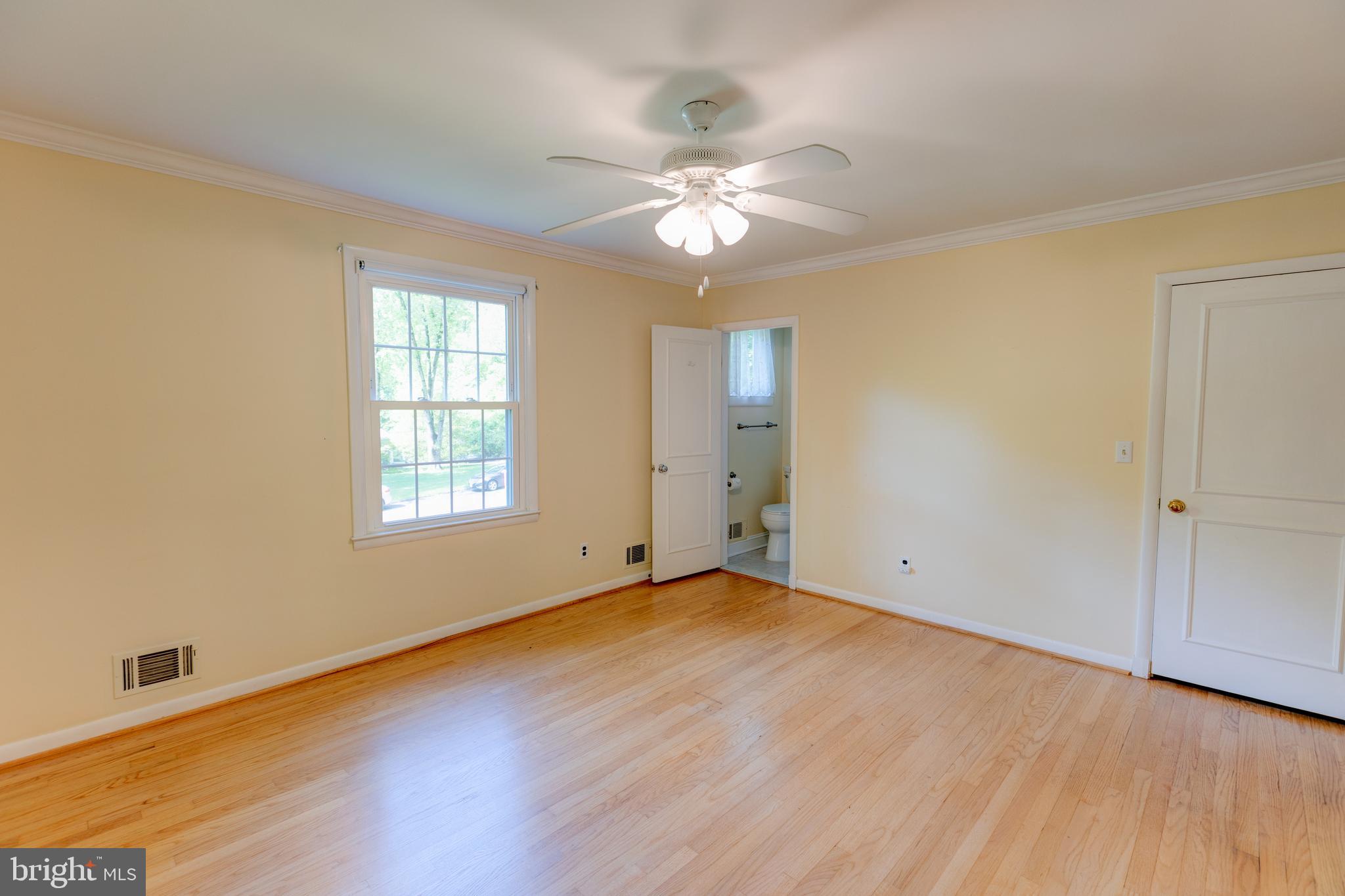 1112 High Country Road Towson, MD 21286 - Photo 19 of 42