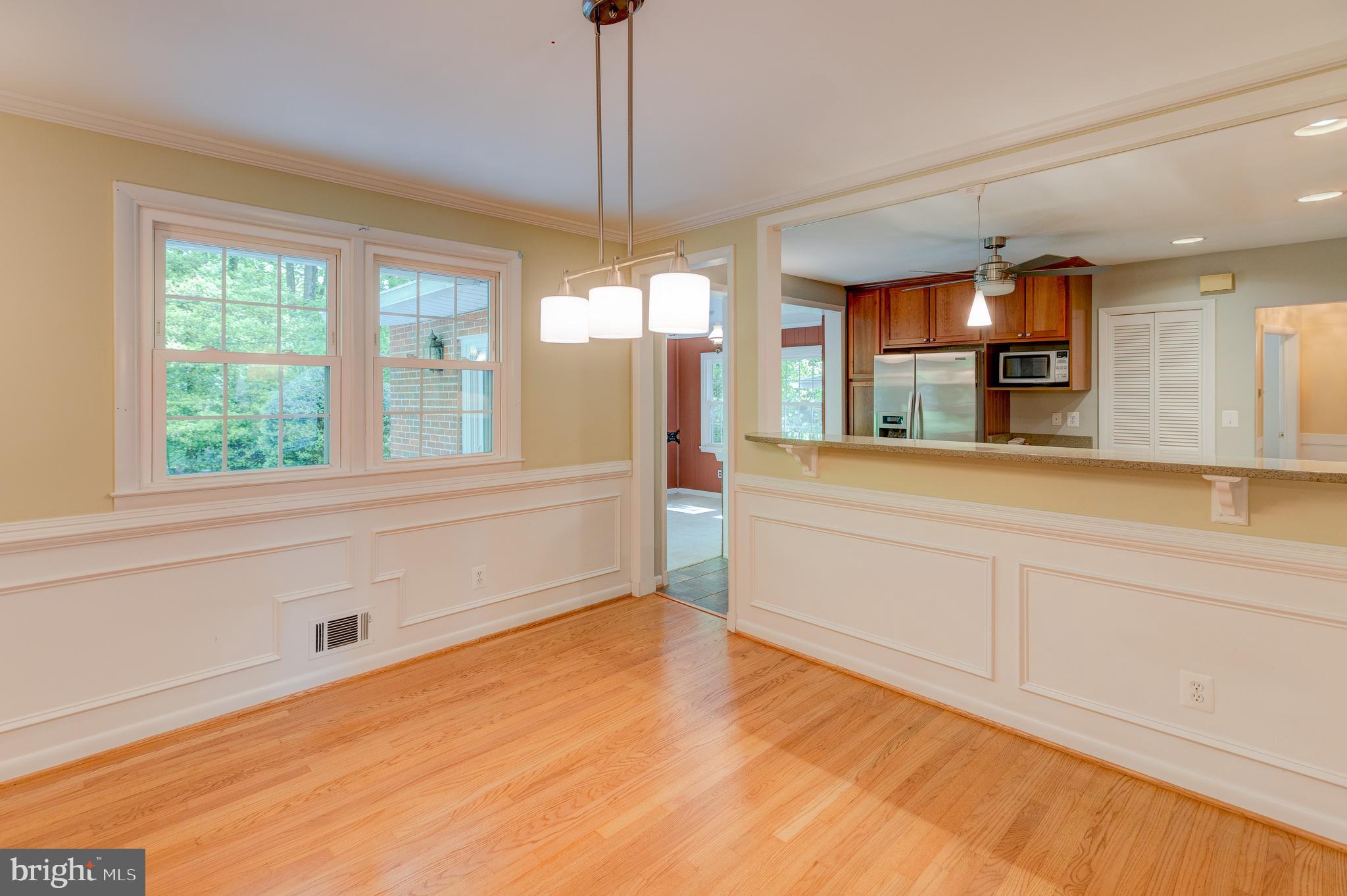 1112 High Country Road Towson, MD 21286 - Photo 9 of 42