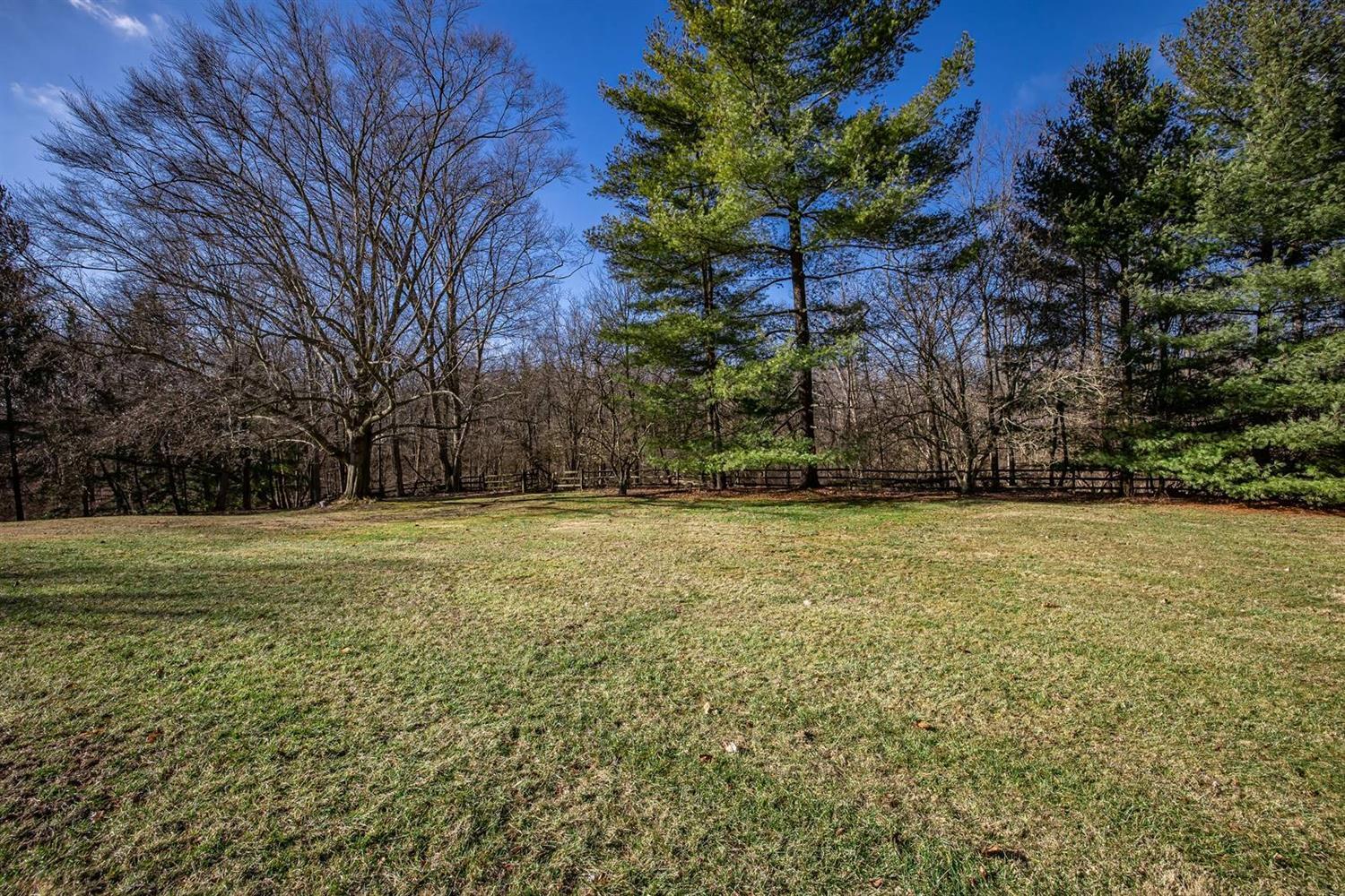 9100 Shawnee Run Road Cincinnati, OH 45243 - Photo 46 of 49