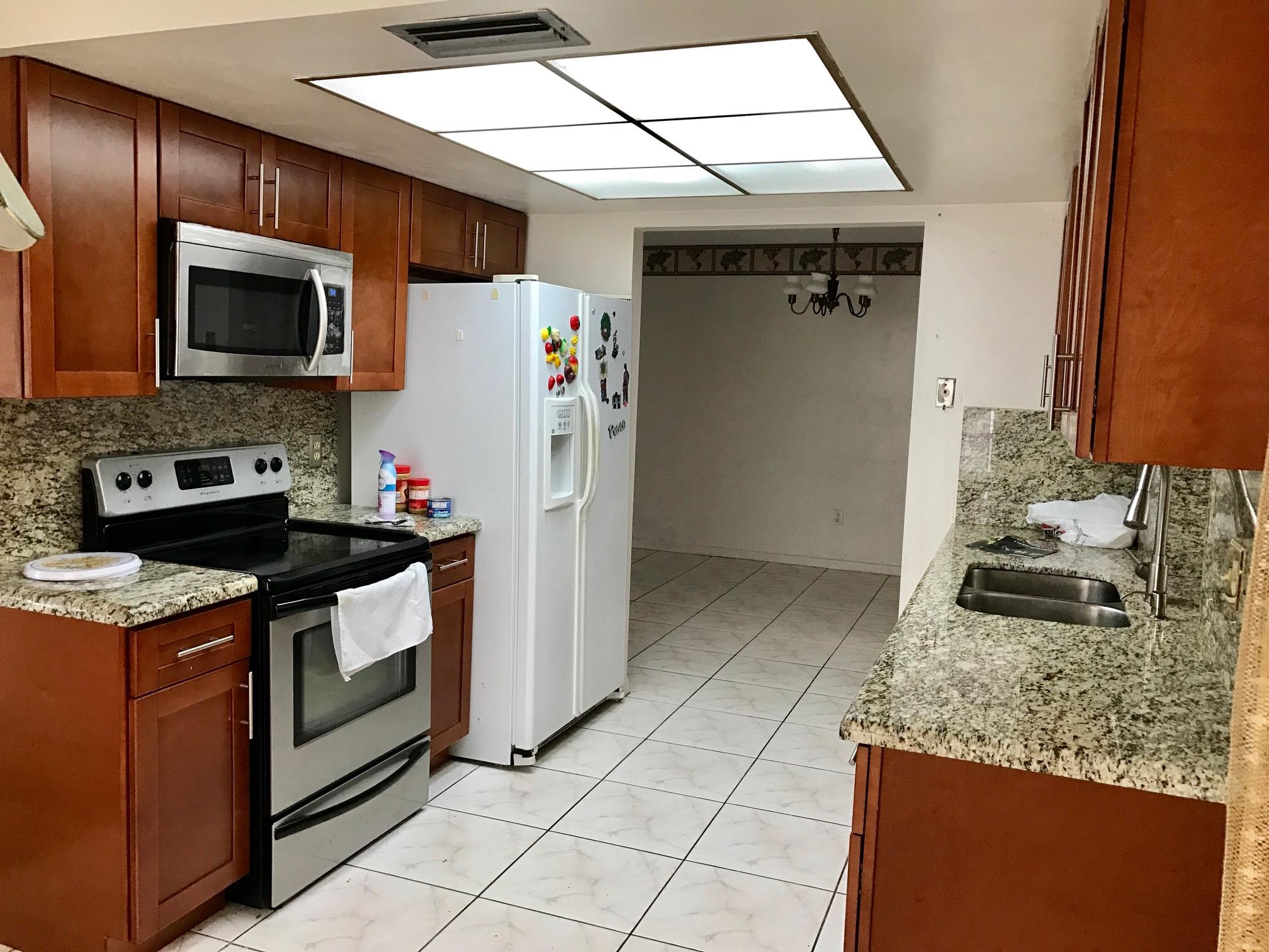 9390 Southwest 2nd Street Boca Raton, FL 33428 - Photo 2 of 7 kitchen2