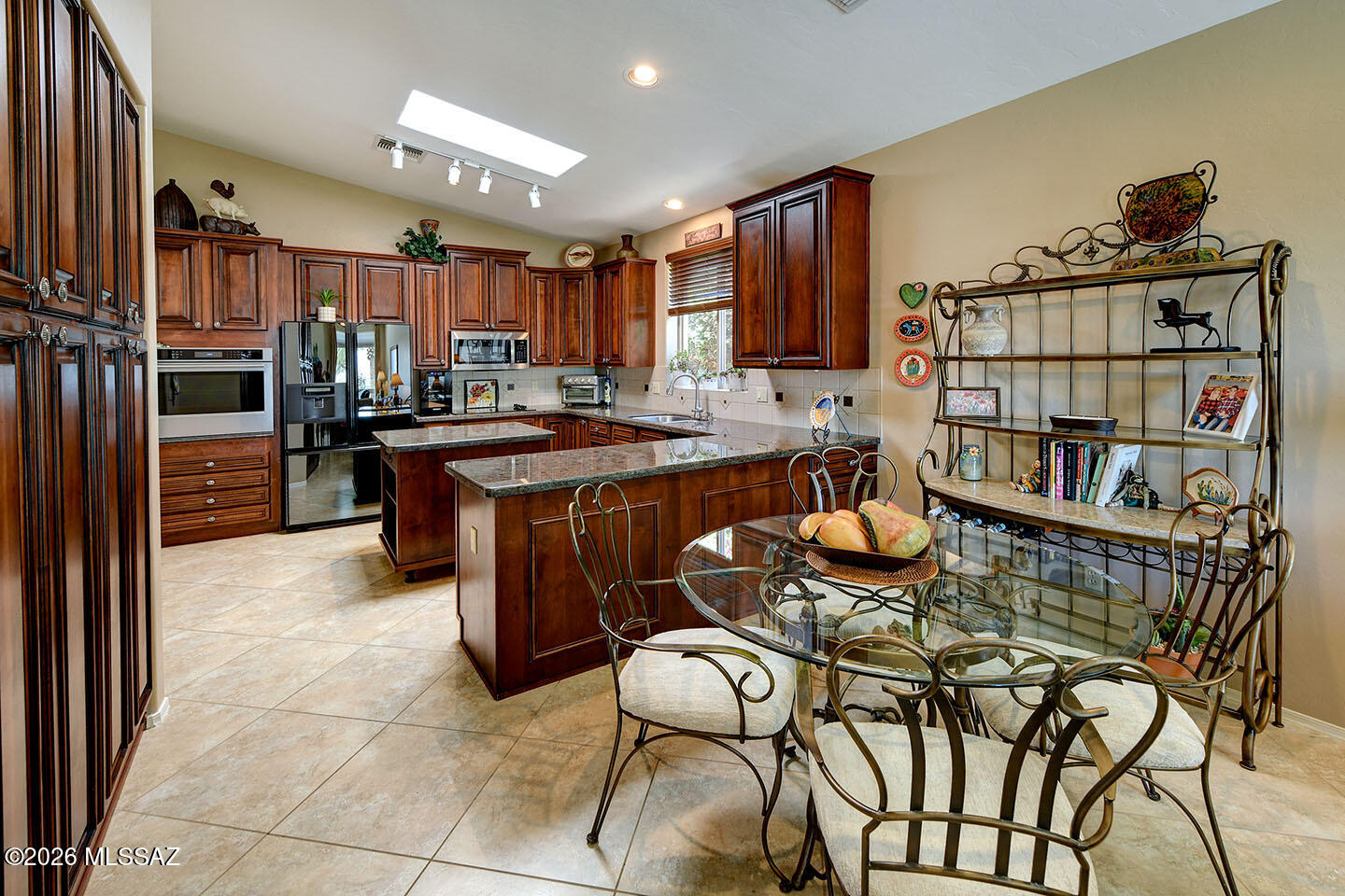 5262 Spring View Drive Tucson, AZ 85749 - Photo 5 of 47