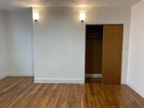 $2,600 | 92 Clifton Street, Unit 1, Malden, MA 02148