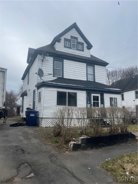 253 Webster Avenue Syracuse, NY 13205 - Photo 2 of 36
