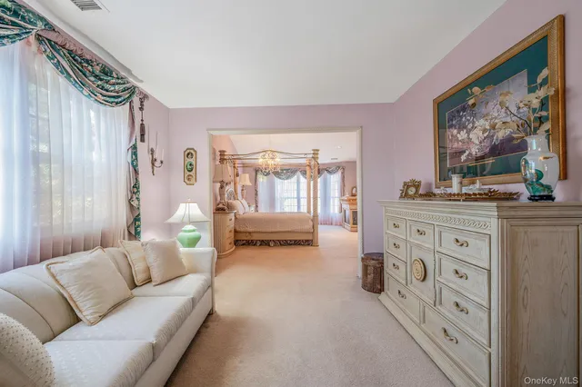 $1,199,000 | 148 Country Club Drive, Commack, NY 11725