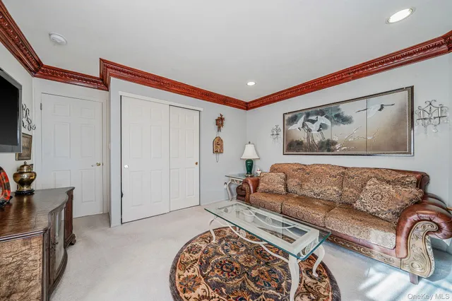 $1,199,000 | 148 Country Club Drive, Commack, NY 11725