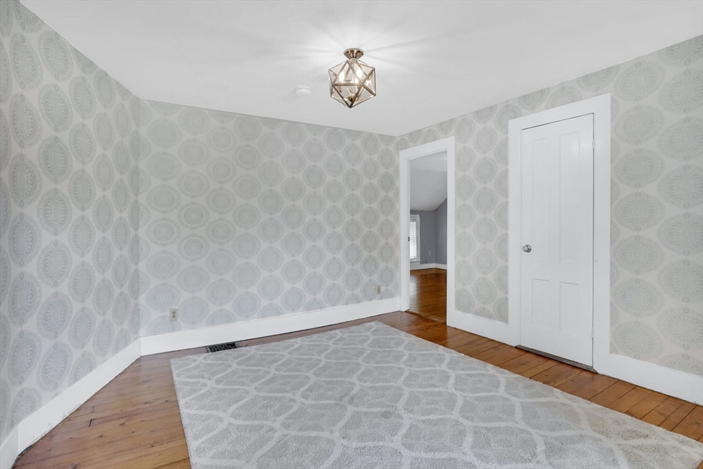 102 Miller Street Ludlow, MA 01056 - Photo 31 of 41