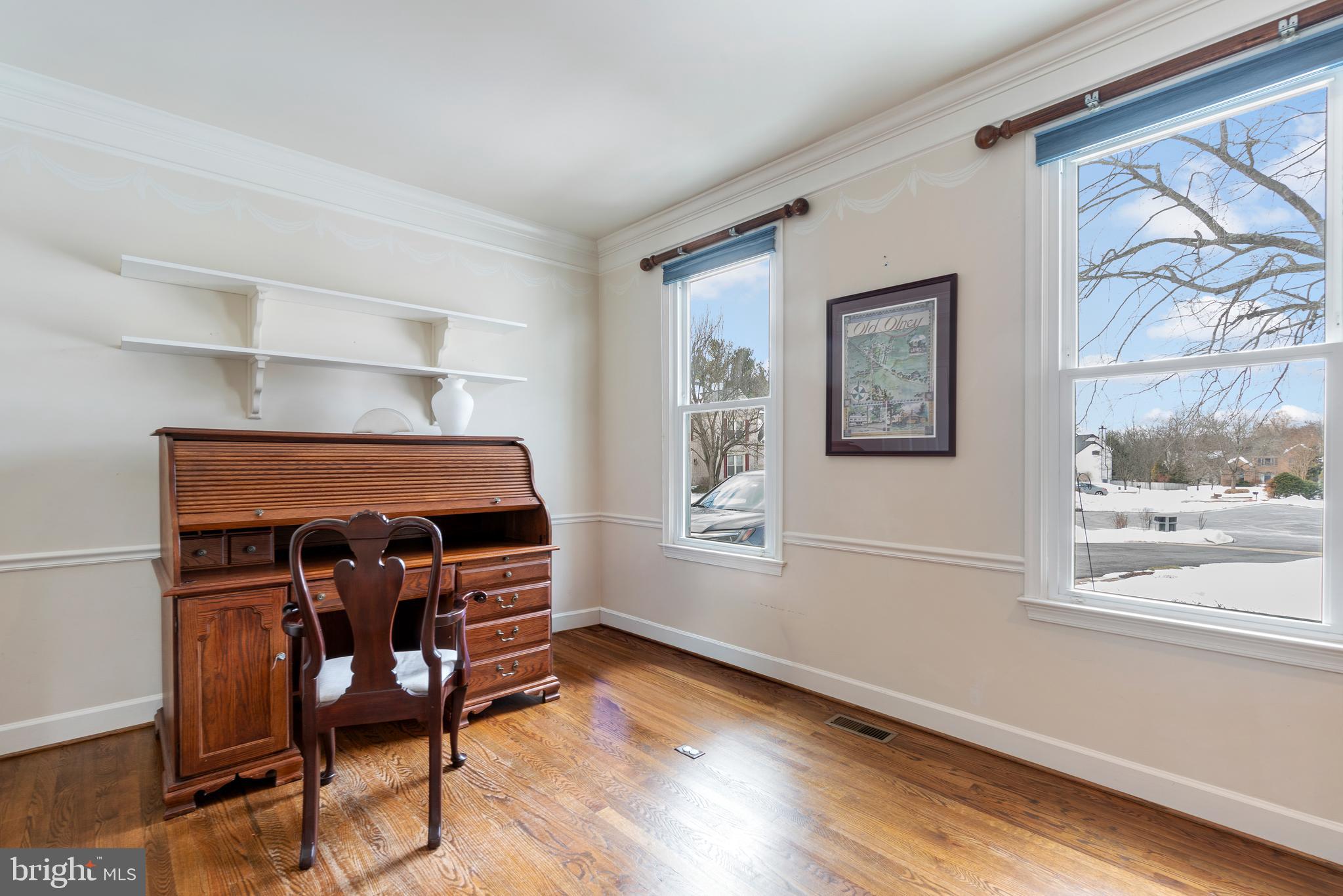 17114 Fitzroy Way Olney, MD 20832 - Photo 16 of 42 Main Level Bedroom