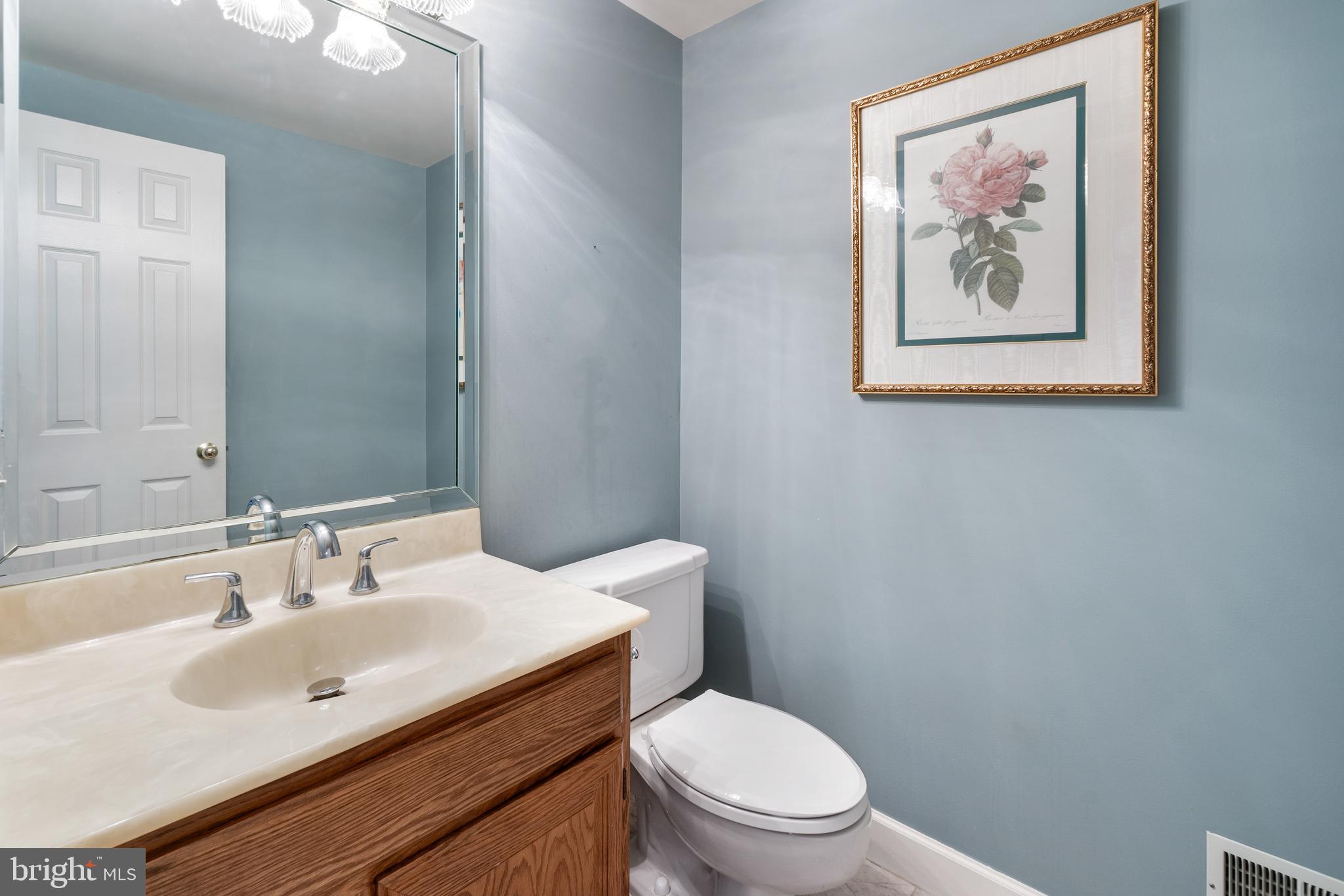 17114 Fitzroy Way Olney, MD 20832 - Photo 17 of 42 Main Level Half Bath