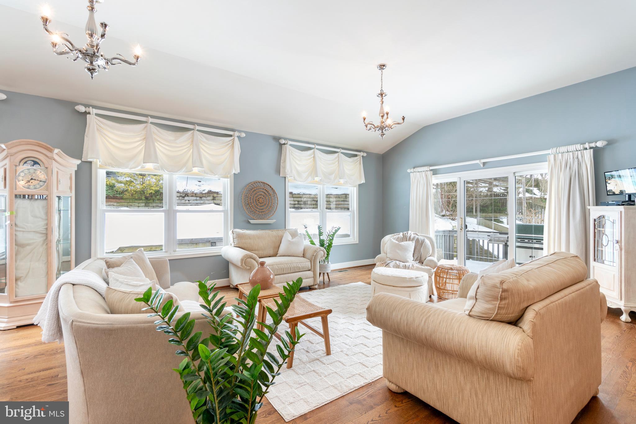 17114 Fitzroy Way Olney, MD 20832 - Photo 9 of 42