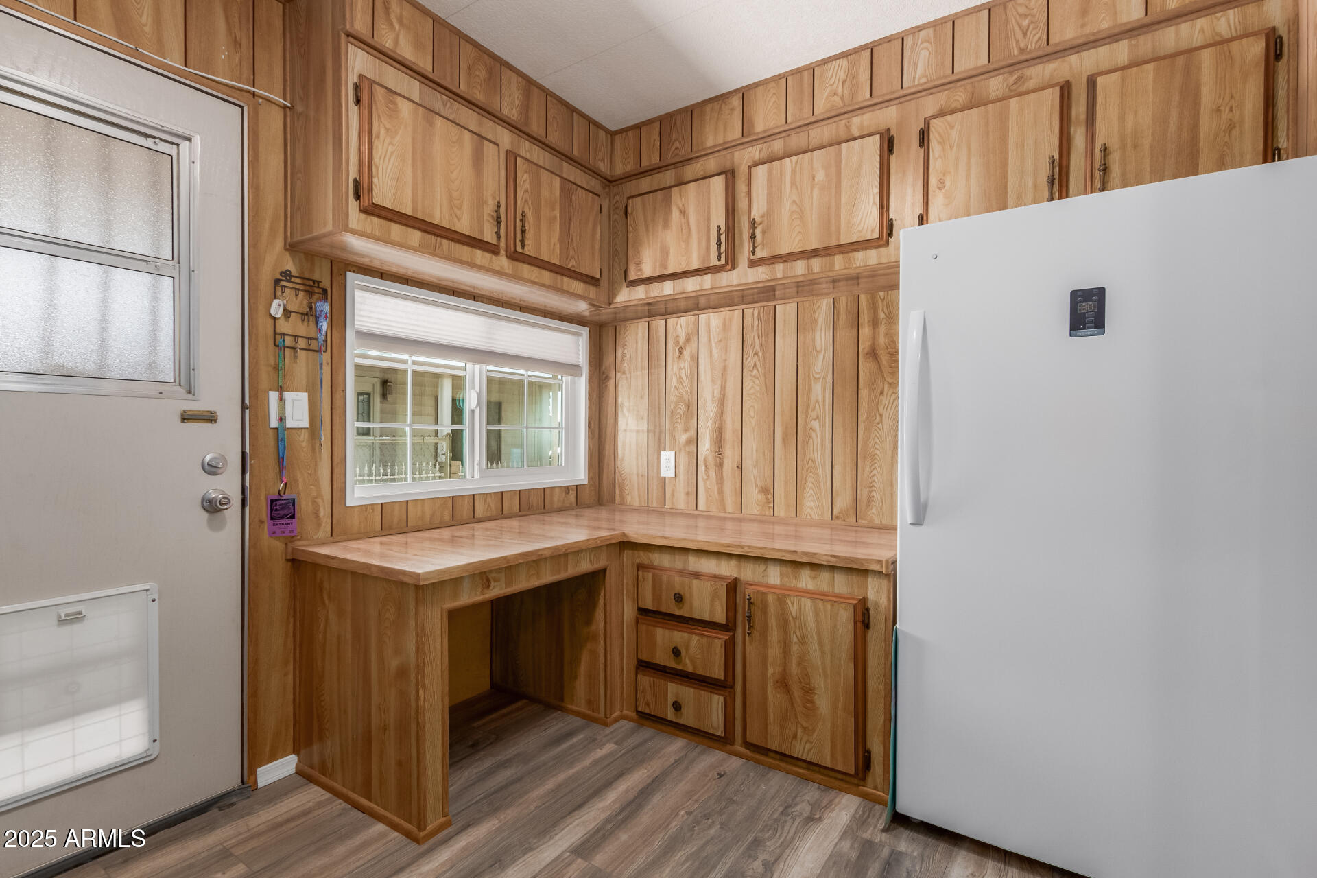 3036 East Utopia Road, Unit 12 Phoenix, AZ 85050 - Photo 17 of 24 27 Utopia