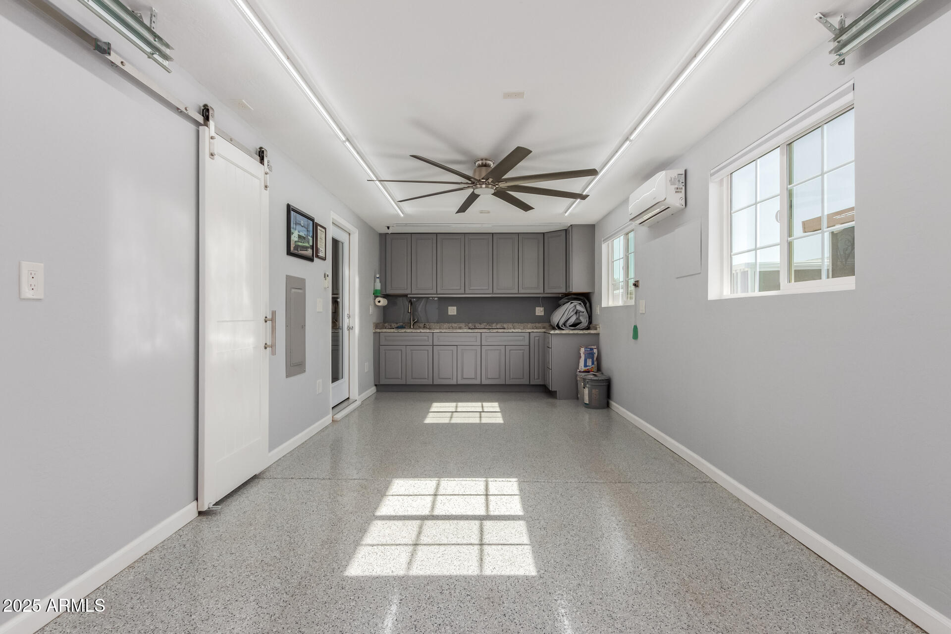 3036 East Utopia Road, Unit 12 Phoenix, AZ 85050 - Photo 20 of 24 31 Utopia