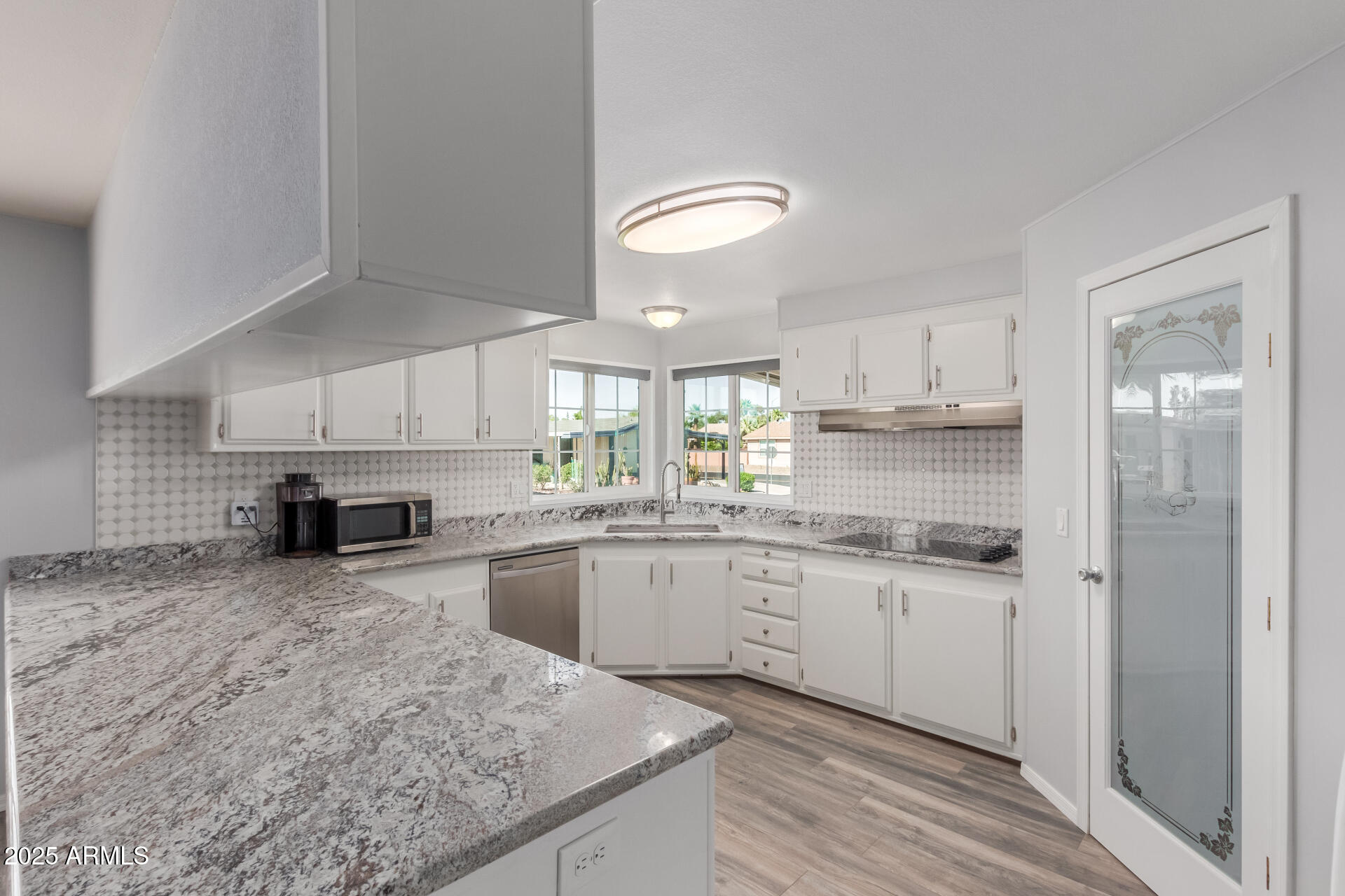 3036 East Utopia Road, Unit 12 Phoenix, AZ 85050 - Photo 4 of 24 10 Utopia