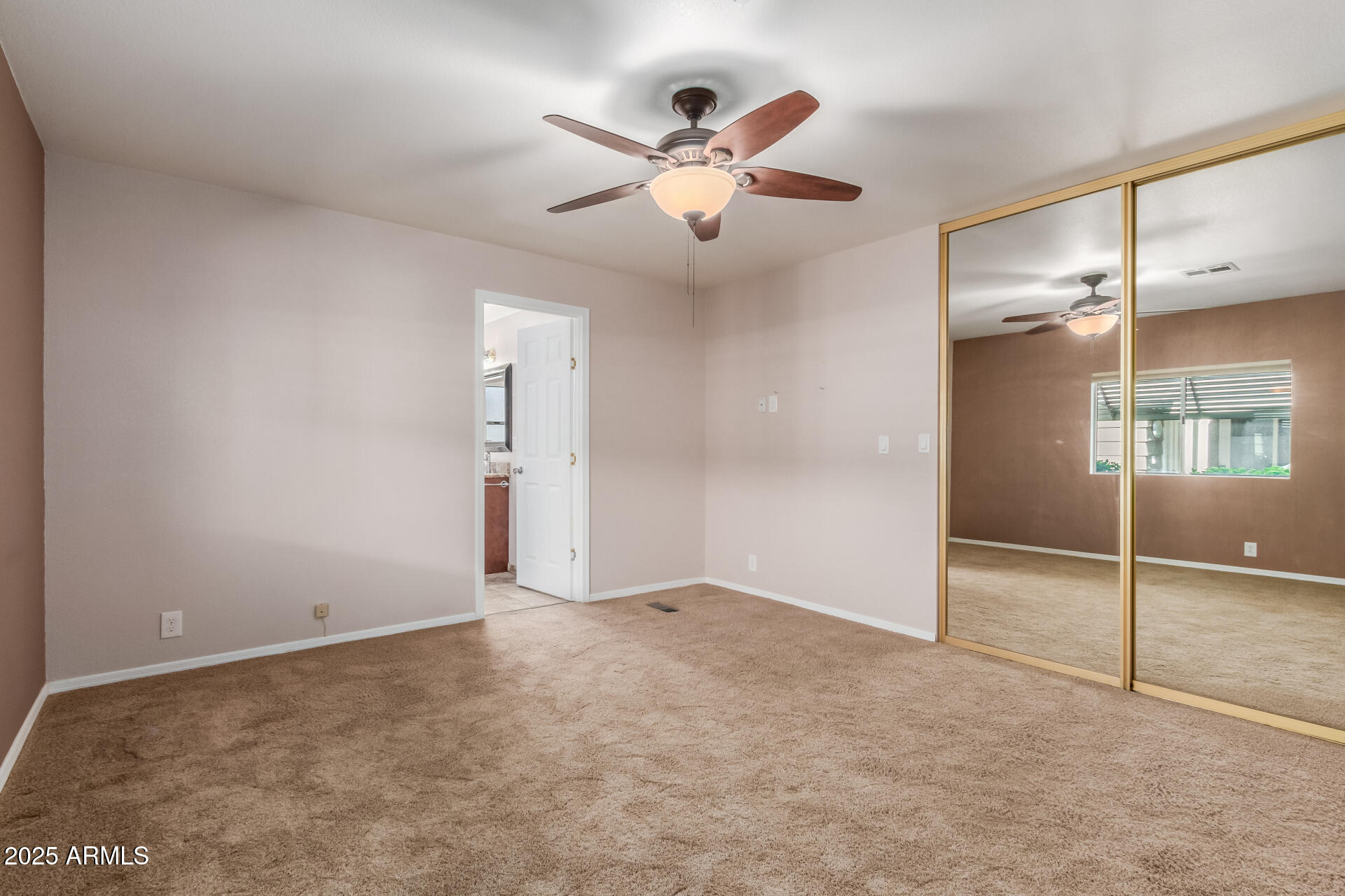 3036 East Utopia Road, Unit 12 Phoenix, AZ 85050 - Photo 7 of 24 13 Utopia