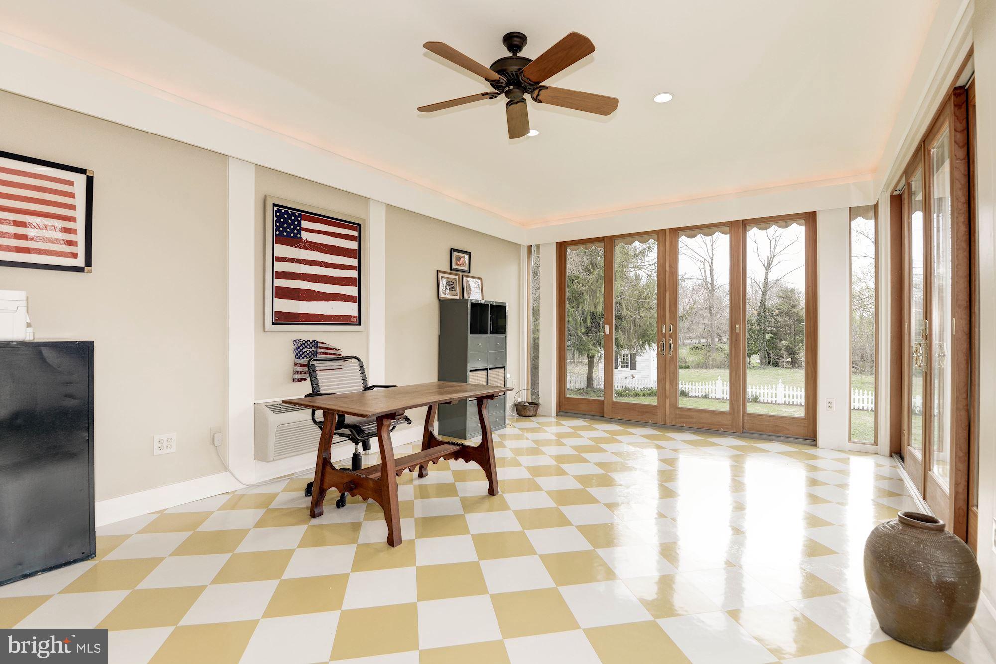 104 Morven Park Road Southwest Leesburg, VA 20175 - Photo 13 of 60