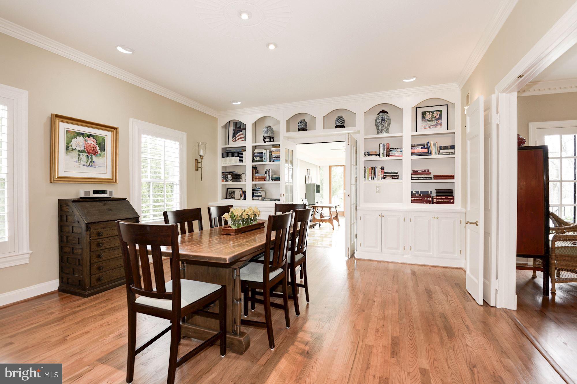 104 Morven Park Road Southwest Leesburg, VA 20175 - Photo 15 of 60