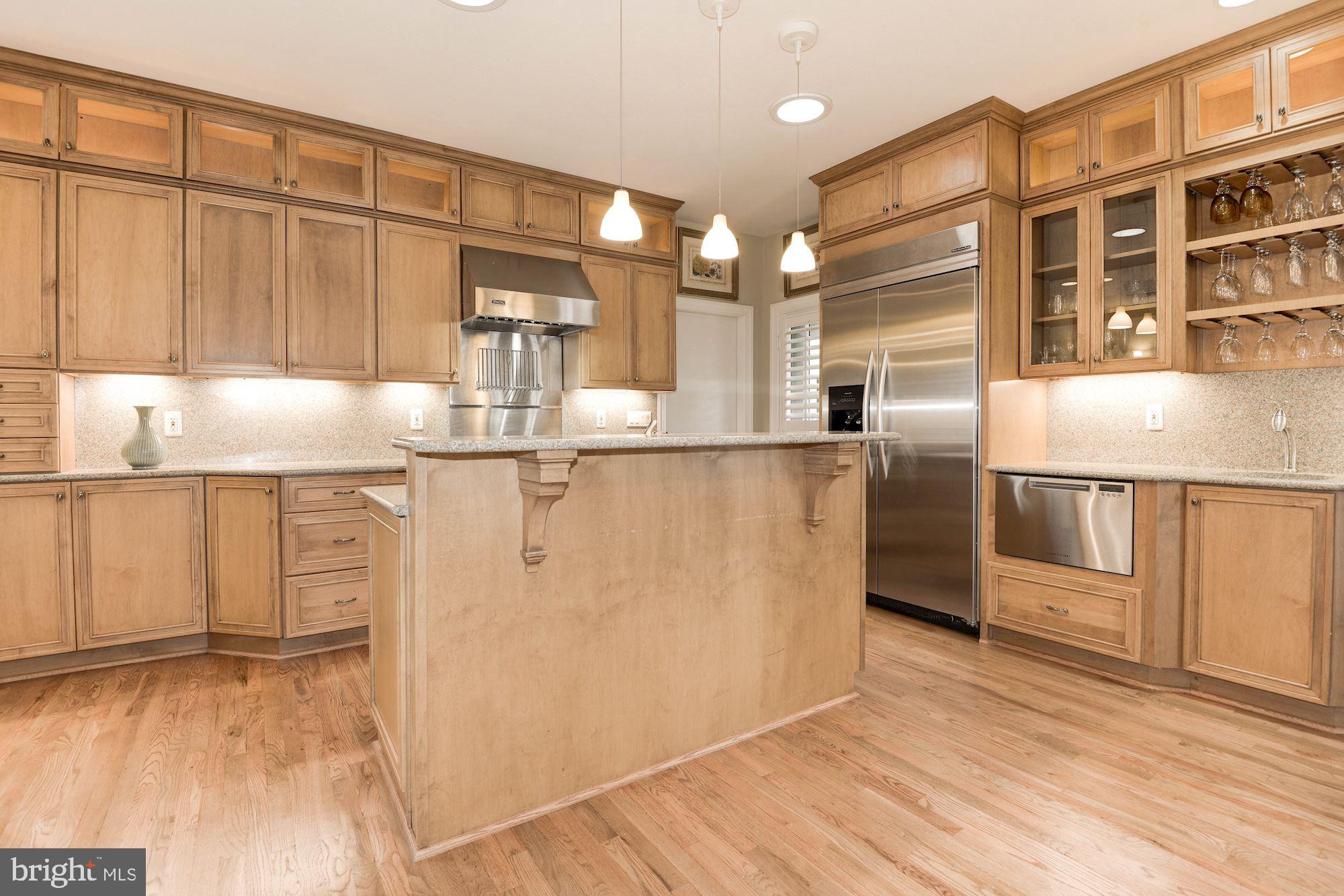 104 Morven Park Road Southwest Leesburg, VA 20175 - Photo 19 of 60