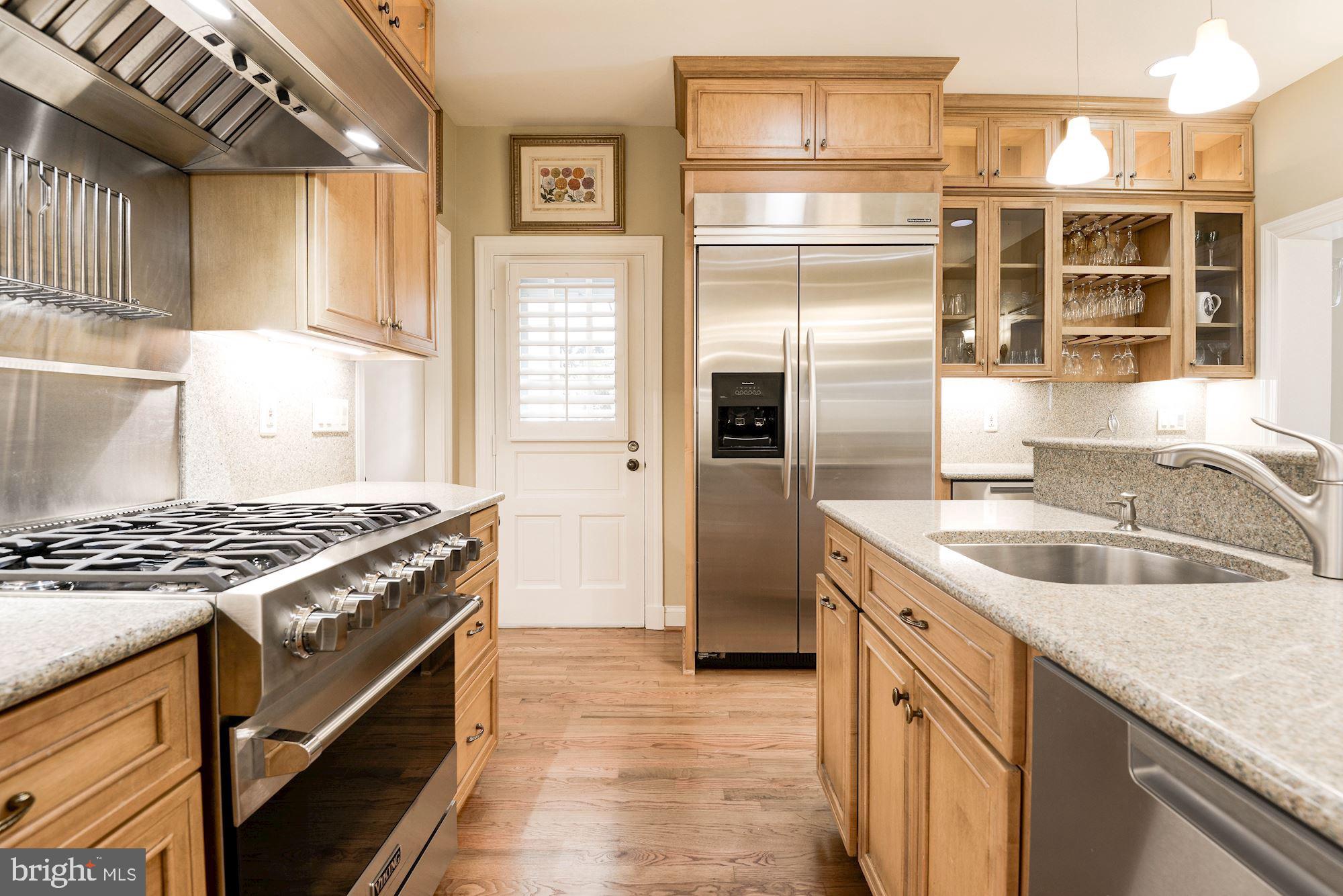 104 Morven Park Road Southwest Leesburg, VA 20175 - Photo 22 of 60