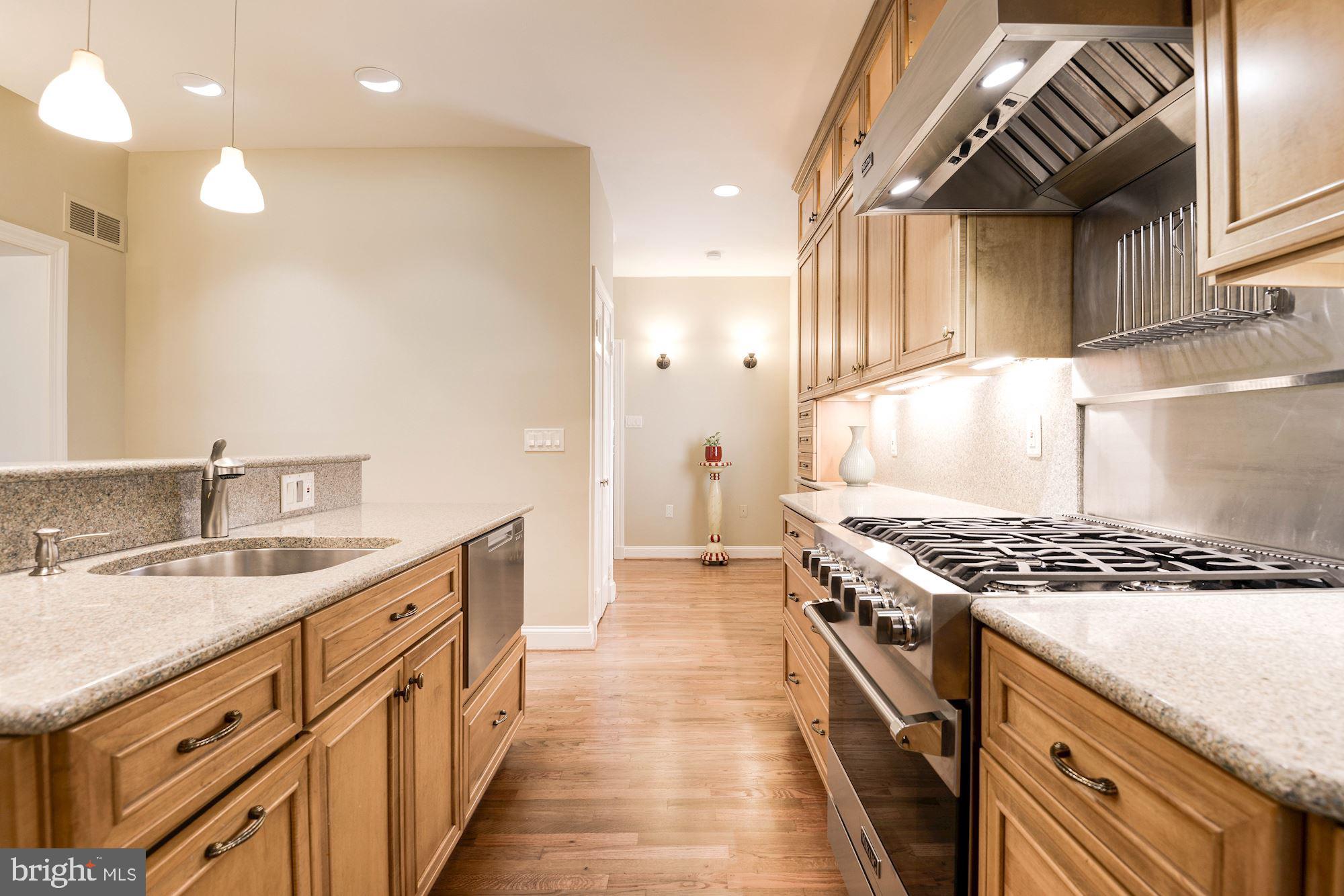104 Morven Park Road Southwest Leesburg, VA 20175 - Photo 24 of 60