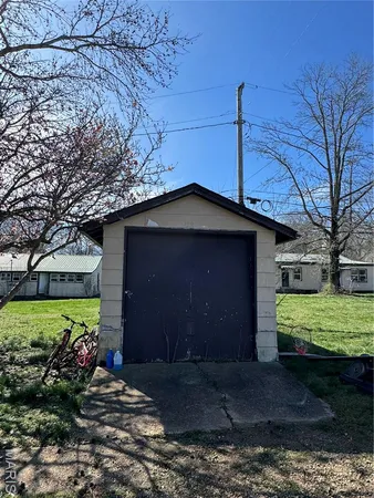 $74,900 | 419 Walnut Street, Piedmont, MO 63957