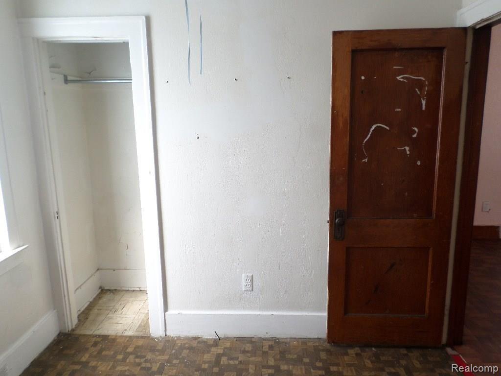 4504 Springwells Street Detroit, MI 48210 - Photo 9 of 17 129.JPG