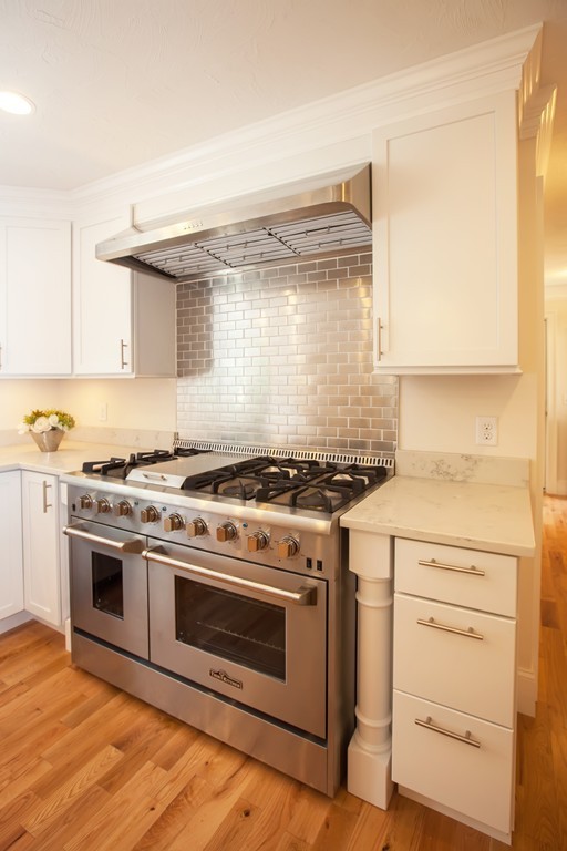 260 First Parish Road Scituate, MA 02066 - Photo 7 of 29