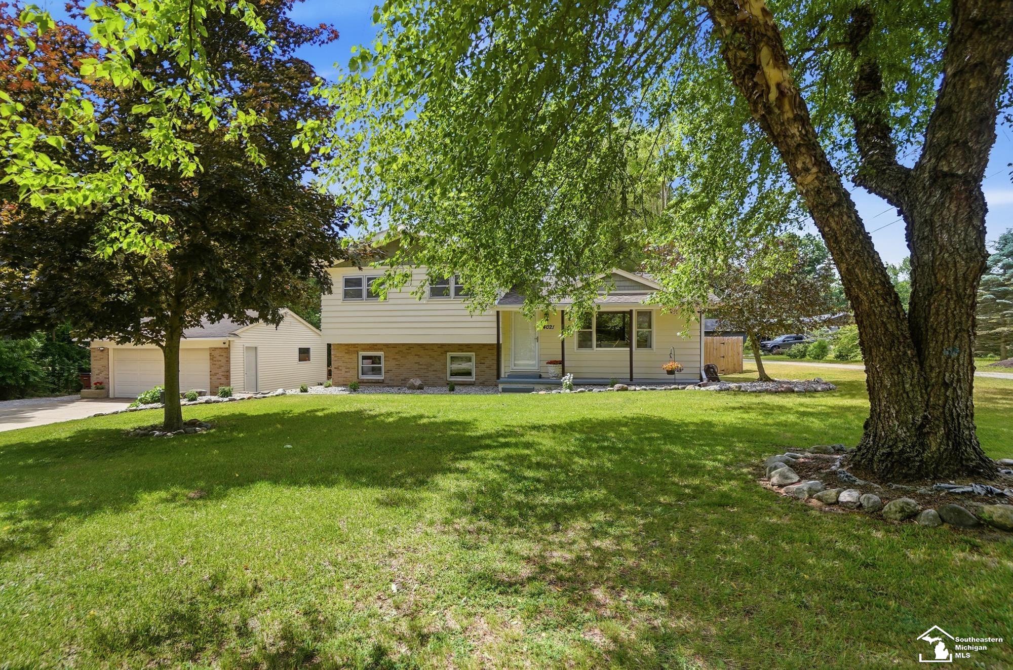 4021 Section Road Lambertville, MI 48144 - Photo 9 of 77