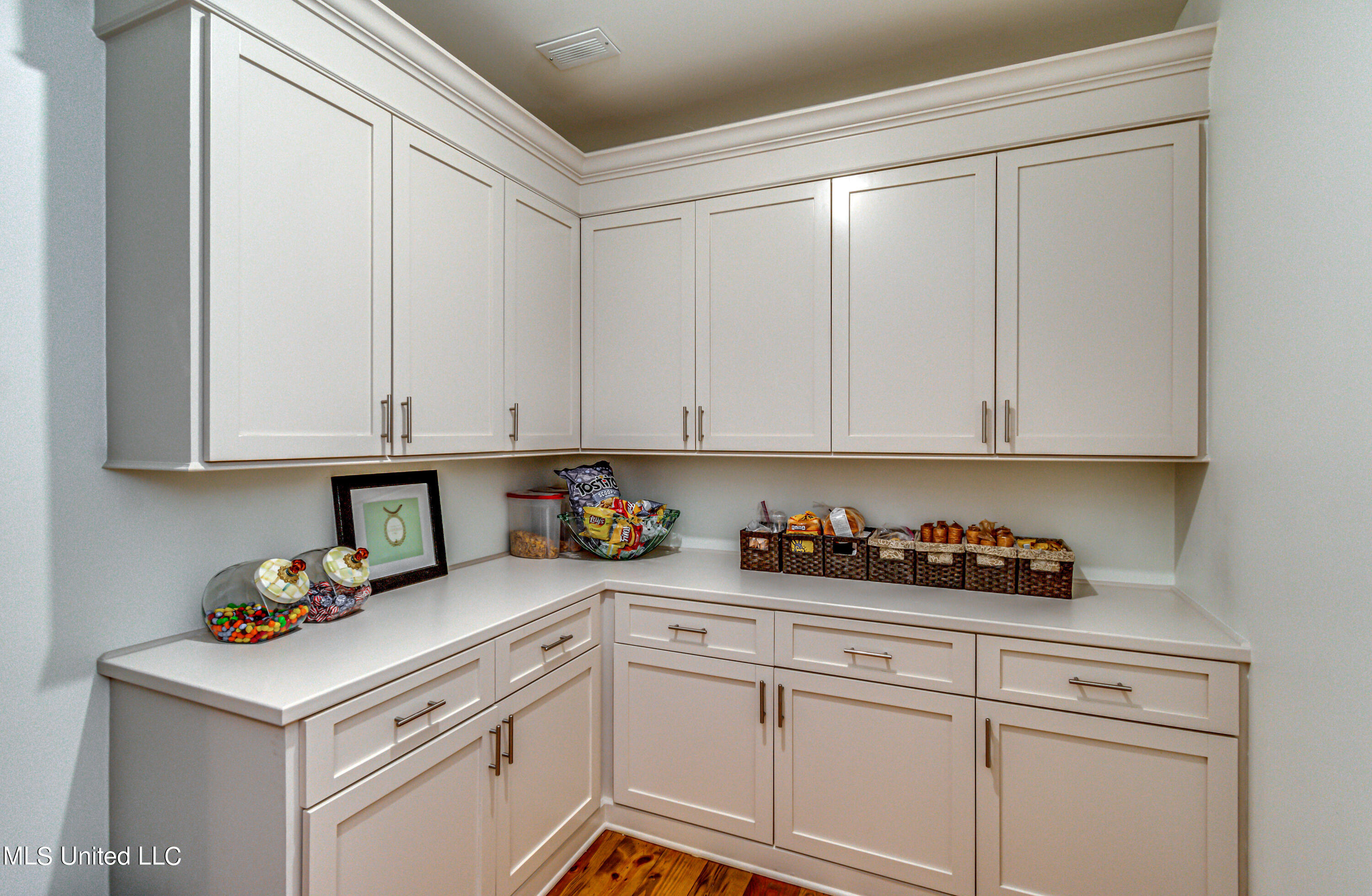 243 Hidden Oaks Drive Ridgeland, MS 39157 - Photo 15 of 60 243 Hidden Oaks Dr-70