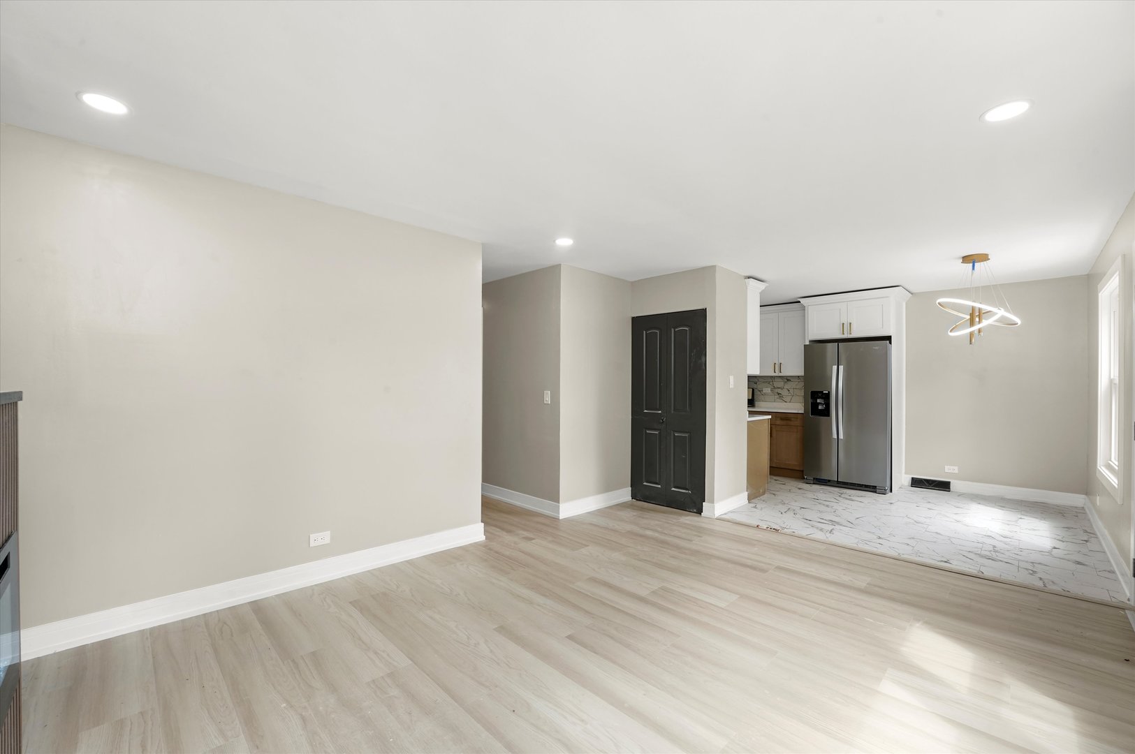 16218 Honore Avenue Markham, IL 60428 - Photo 4 of 25 a view of a kitchen with refrigerator and a sink