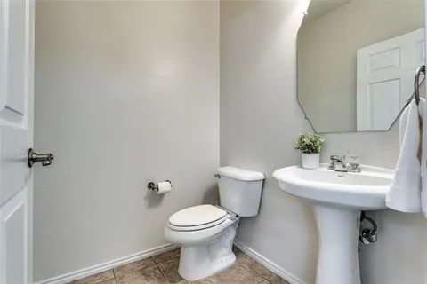 $380,000 | 252 Turnberry Lane, Lewisville, TX 75067