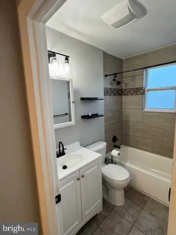 $2,495 | 387 Maple Street, Warminster, PA 18974