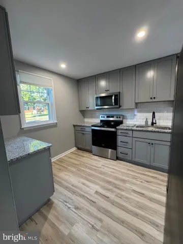 $2,495 | 387 Maple Street, Warminster, PA 18974